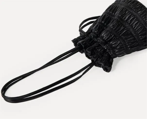 Bucket Bag for Women Niche Design Soft Leather Pleated Shoulder Bag Simple And Versatile Drawstring Bucket Bag
