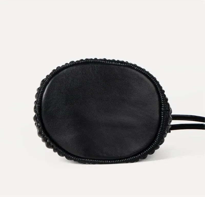 Bucket Bag for Women Niche Design Soft Leather Pleated Shoulder Bag Simple And Versatile Drawstring Bucket Bag