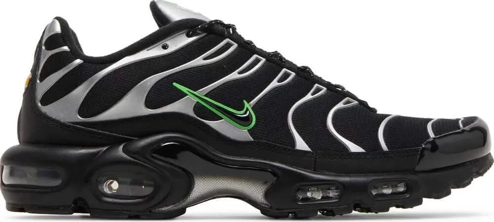 Nike Air Max Plus 'Black Silver Green Strike' (2022)