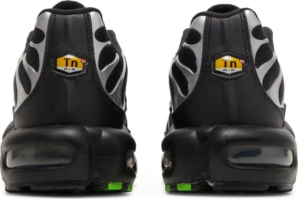 Nike Air Max Plus 'Black Silver Green Strike' (2022)