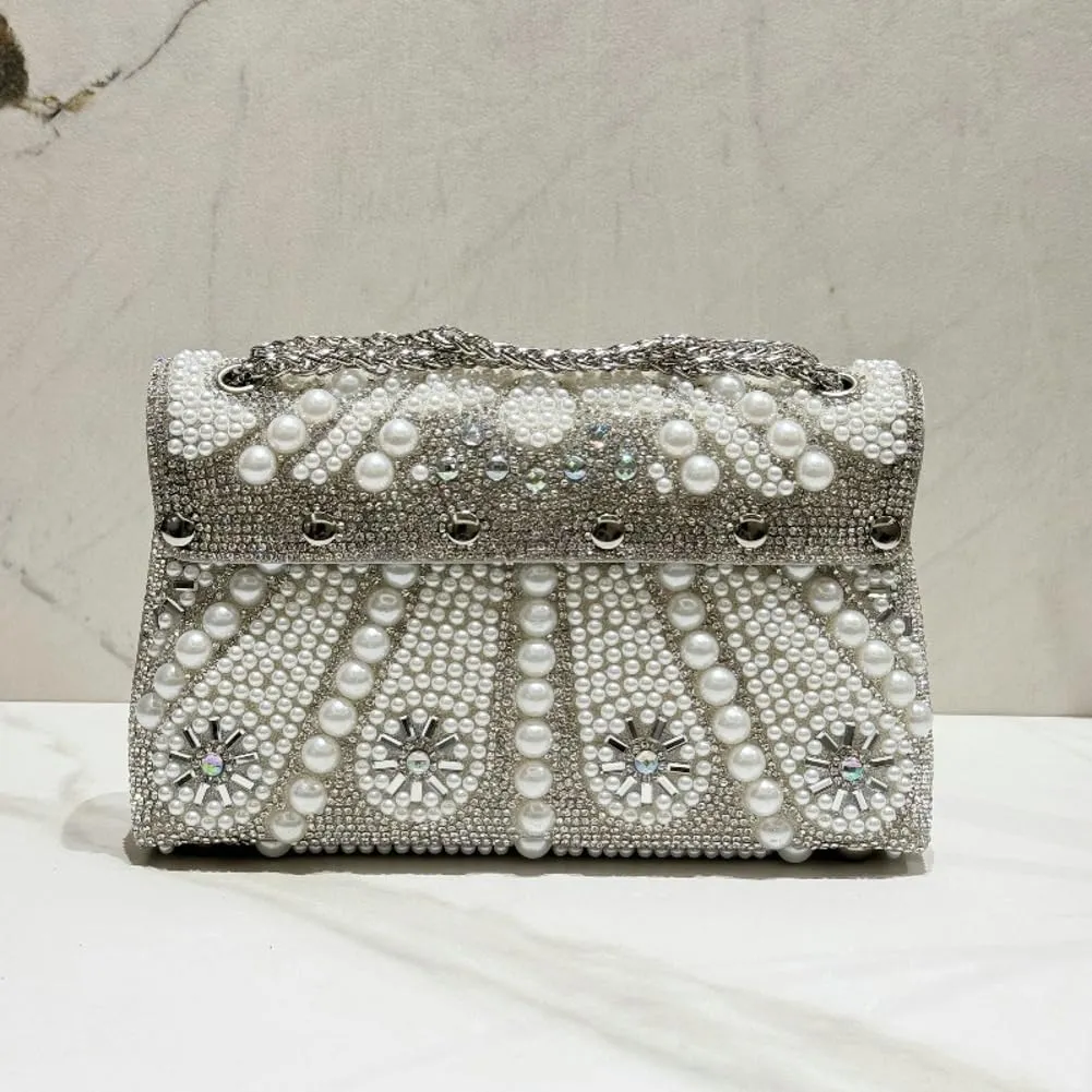 Pearl Clutch Bag Women 2025 Trendy Noble Crystal Rhinestone Purses Evening Bags Chain Handbags Wedding Party Prom