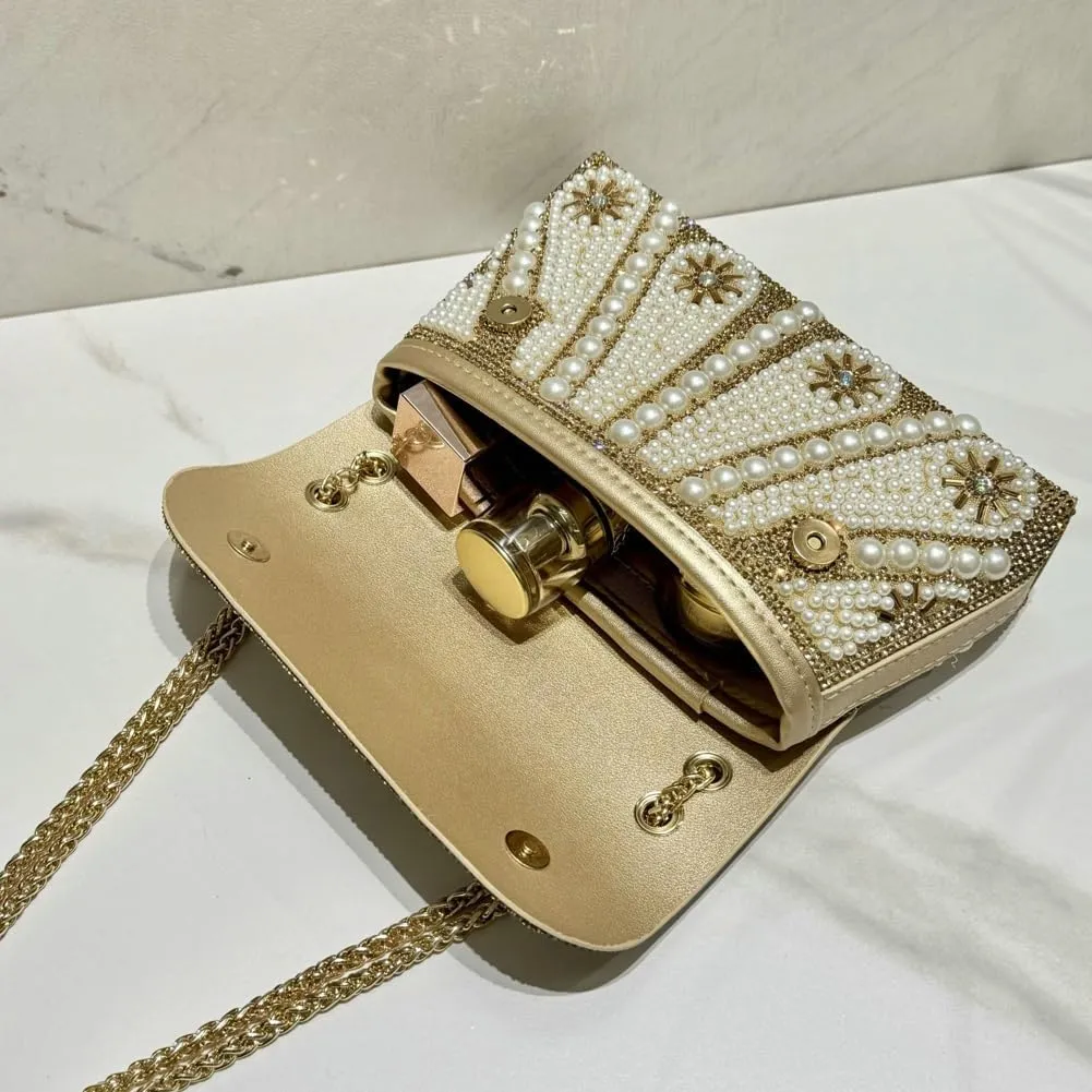 Pearl Clutch Bag Women 2025 Trendy Noble Crystal Rhinestone Purses Evening Bags Chain Handbags Wedding Party Prom
