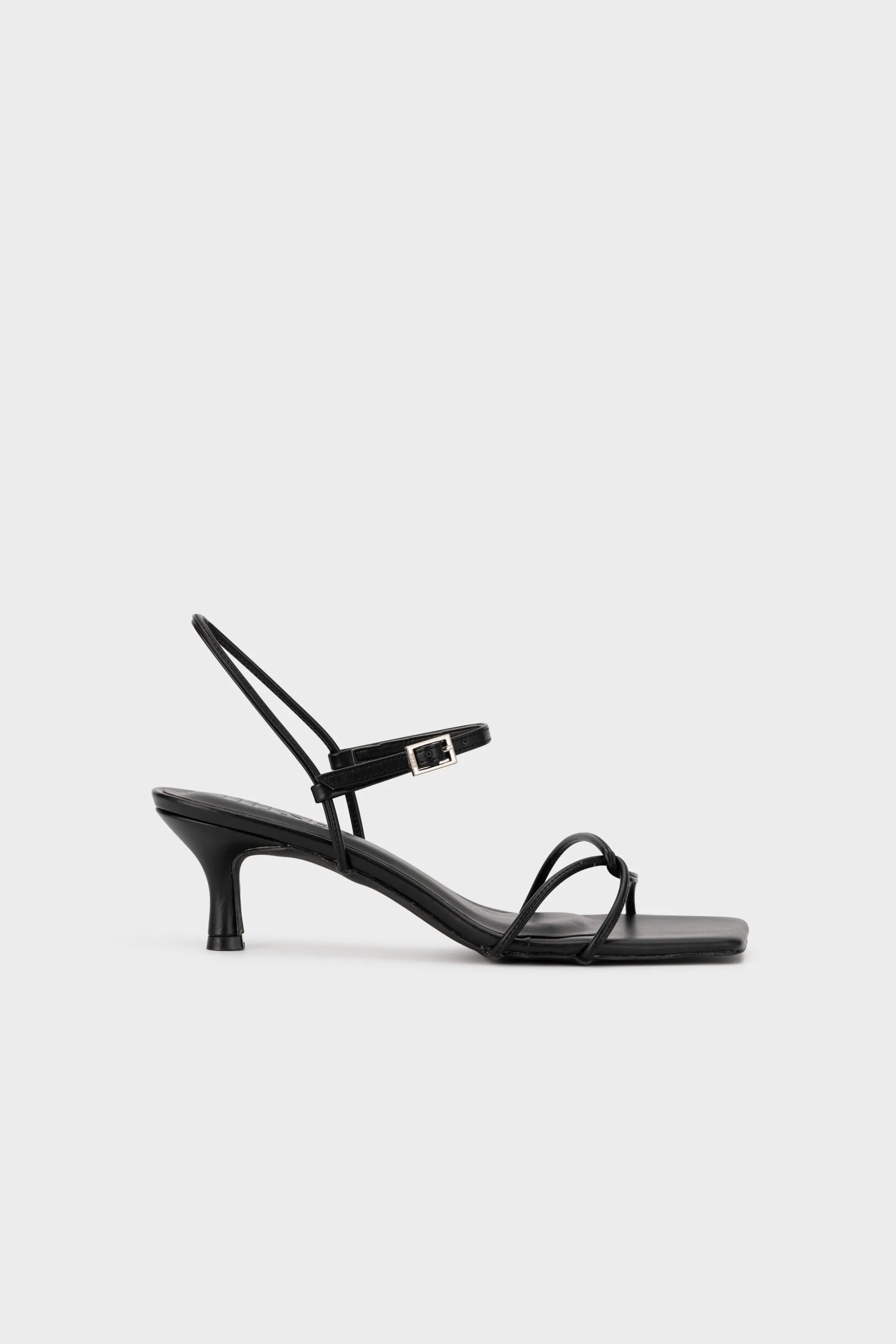 STRAPPY LOW HEEL SANDAL