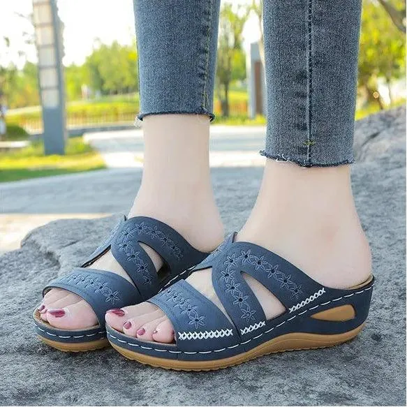 Stylish and Comfortable Plus Size Women's Gladiator Slip-On Platform  Wedge Sandals