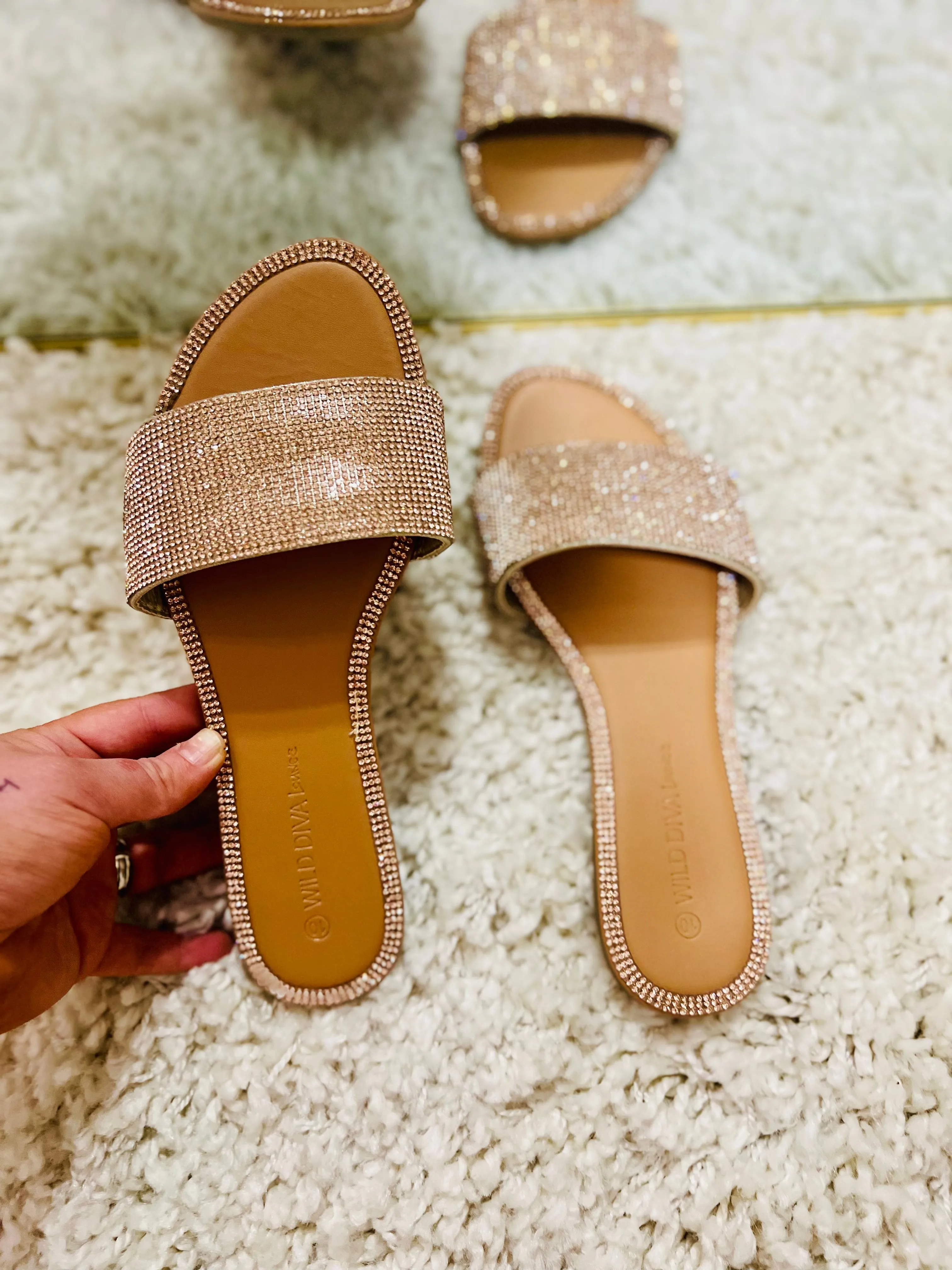 WILD DIVA Rhinestone Open Toe Flat Sandals