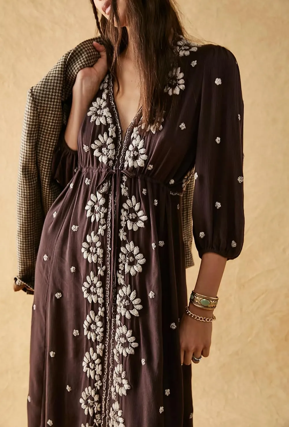 Women Boho Embroidery Maxi Dress Floral Flowy Tiered Long Dress with Puff Sleeve V Neck Swing Casual Sundress
