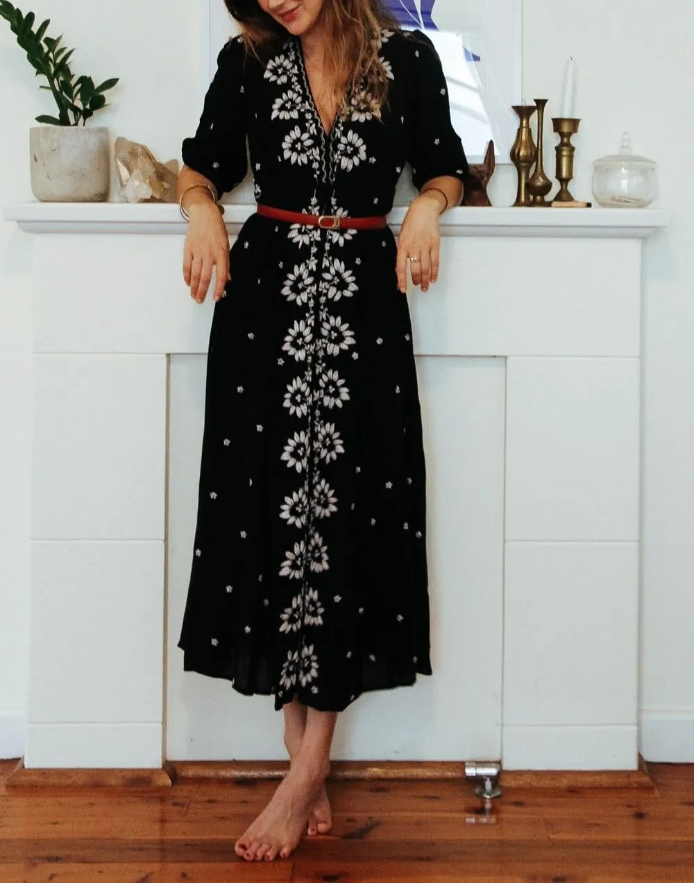 Women Boho Flowy Maxi Dress Floral Embroidered Puff Sleeve Long Dress Drawstring Deep V Neck Vacation Beach Sundress