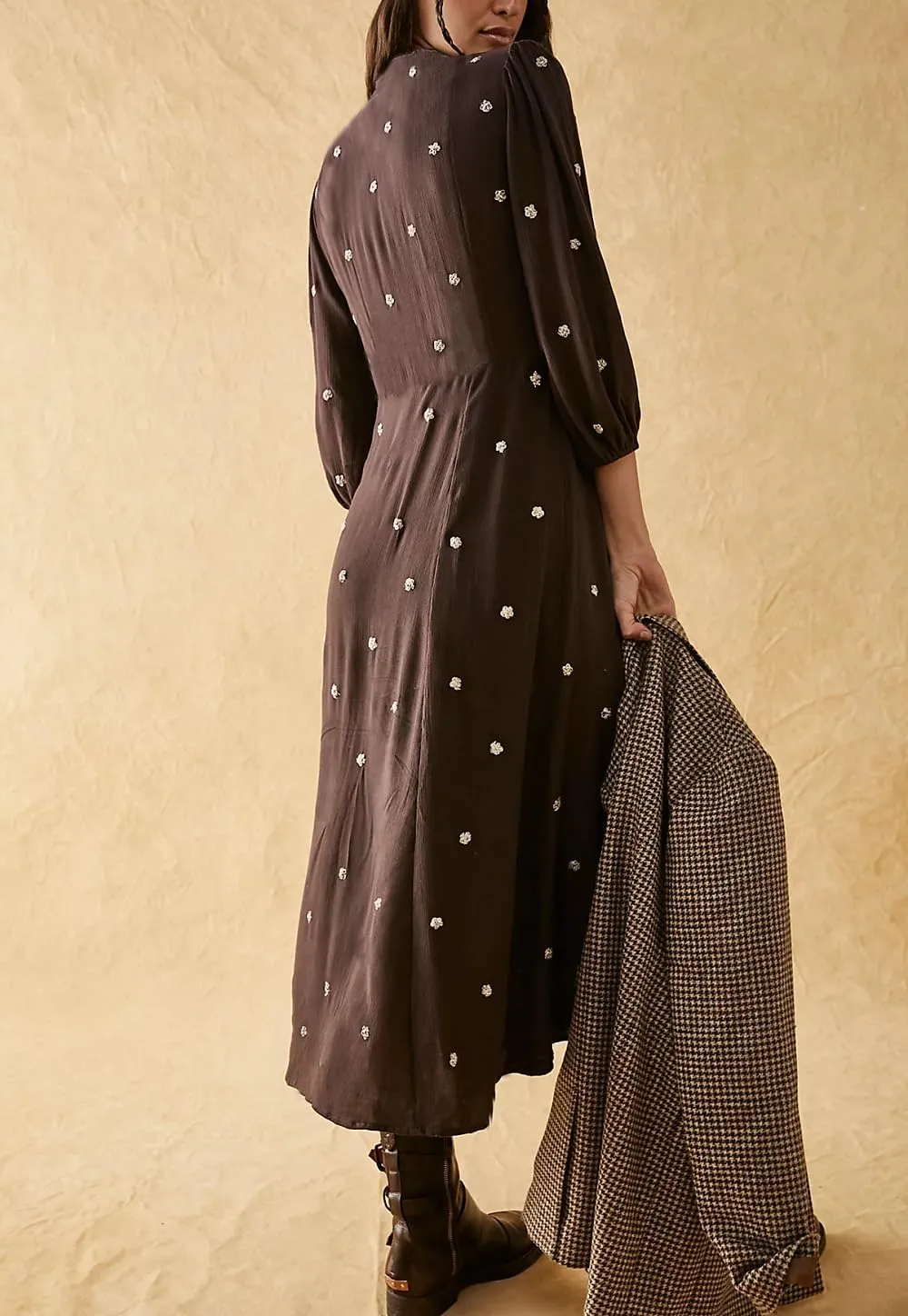 Women Boho Flowy Maxi Dress Floral Embroidered Puff Sleeve Long Dress Drawstring Deep V Neck Vacation Beach Sundress