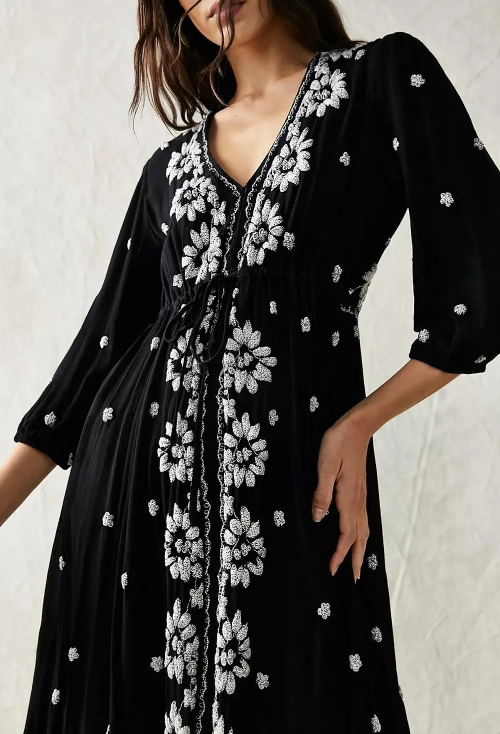 Women Boho Flowy Maxi Dress Floral Embroidered Puff Sleeve Long Dress Drawstring Deep V Neck Vacation Beach Sundress