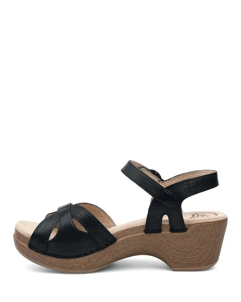 Women’s Dansko Season Sandal – Effortless Comfort with a Custom Fit