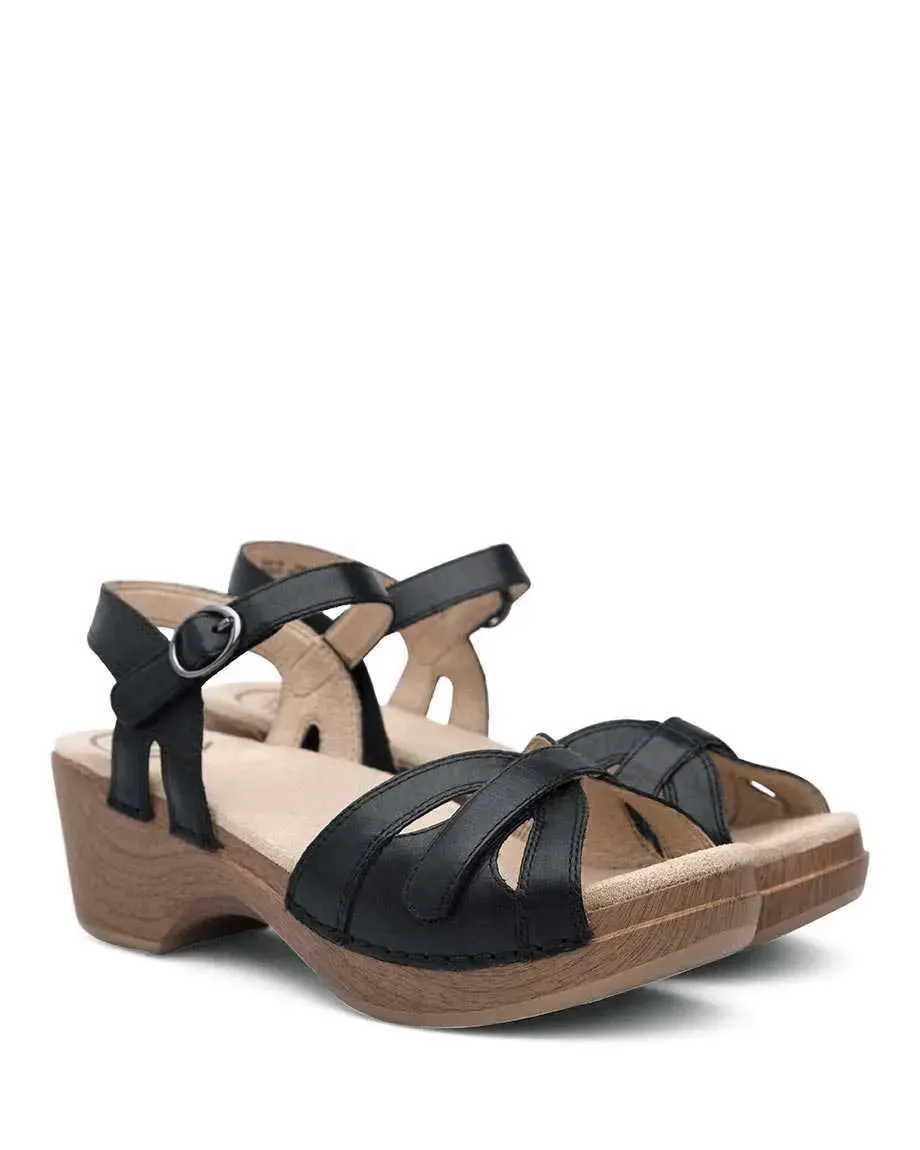 Women’s Dansko Season Sandal – Effortless Comfort with a Custom Fit