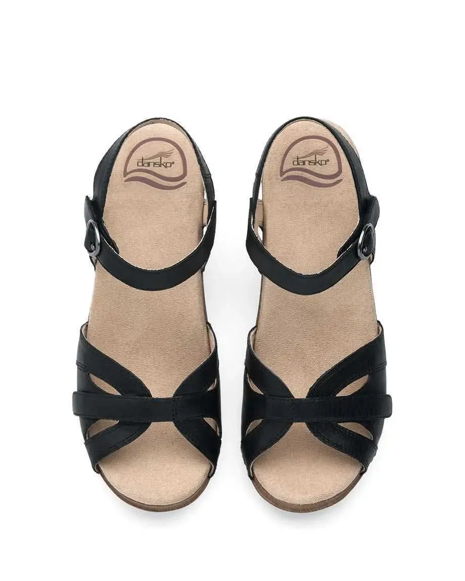 Women’s Dansko Season Sandal – Effortless Comfort with a Custom Fit