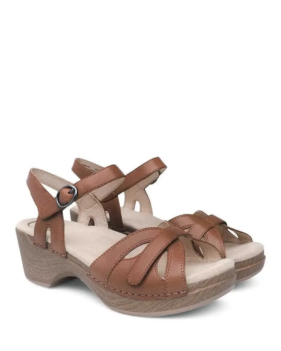 Women’s Dansko Season Sandal – Effortless Comfort with a Custom Fit