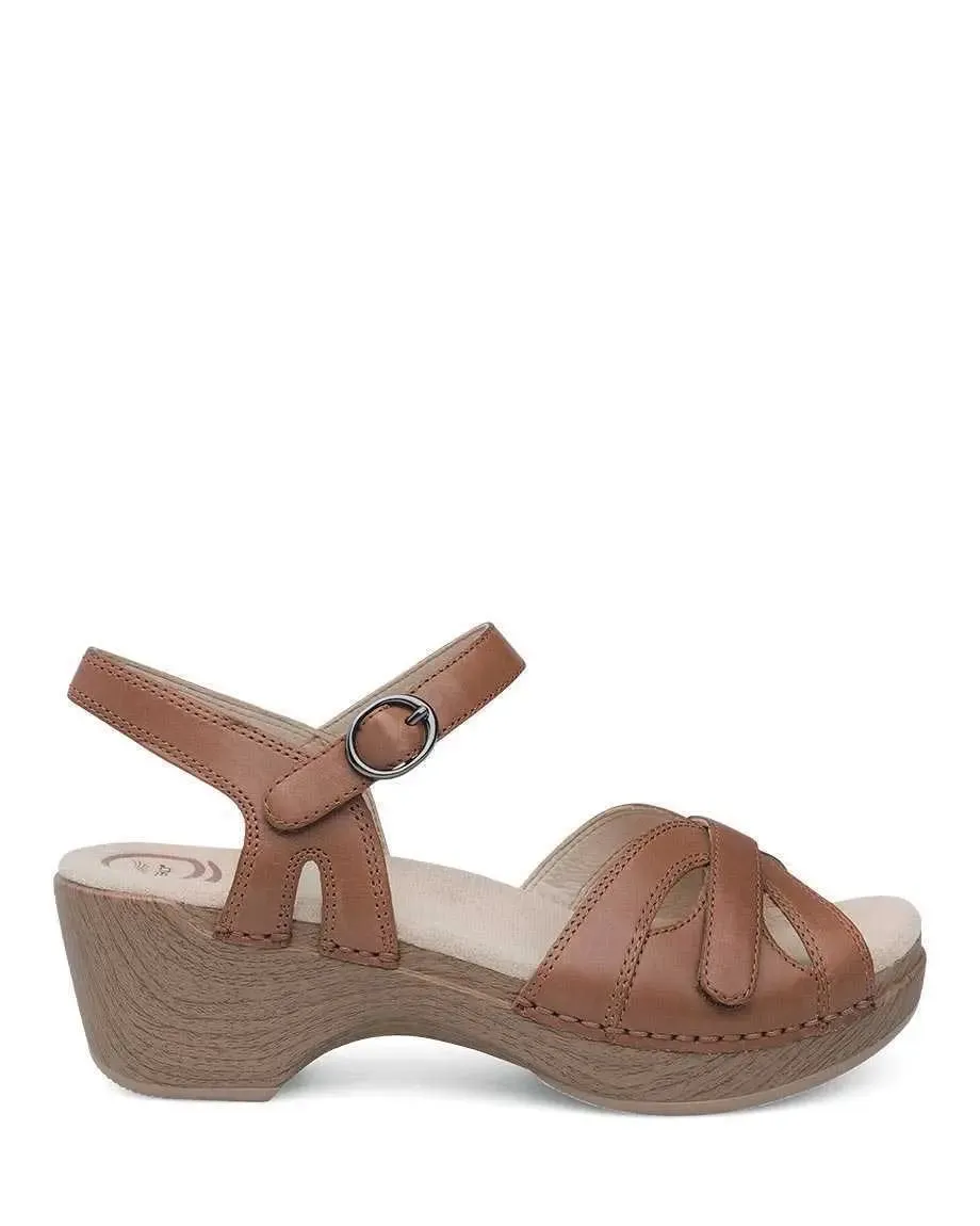 Women’s Dansko Season Sandal – Effortless Comfort with a Custom Fit